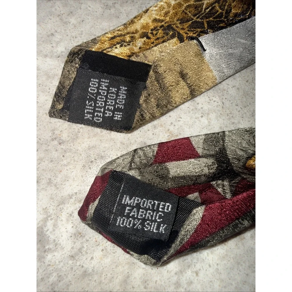 2 Vintage Endangered Species 90's Wild Animal Silk Tie Giraffe Frog Colorful
